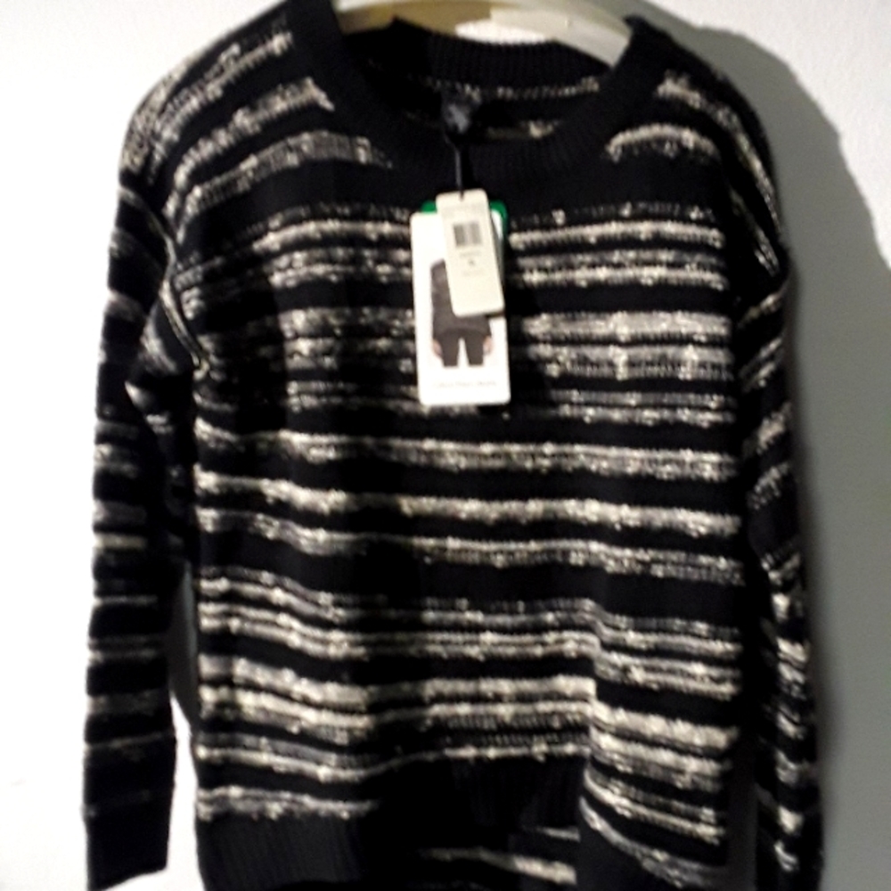 *C1 -NEW CALVIN KLEIN SZ. XL CREW NECK SWEATER W/ TAGS
